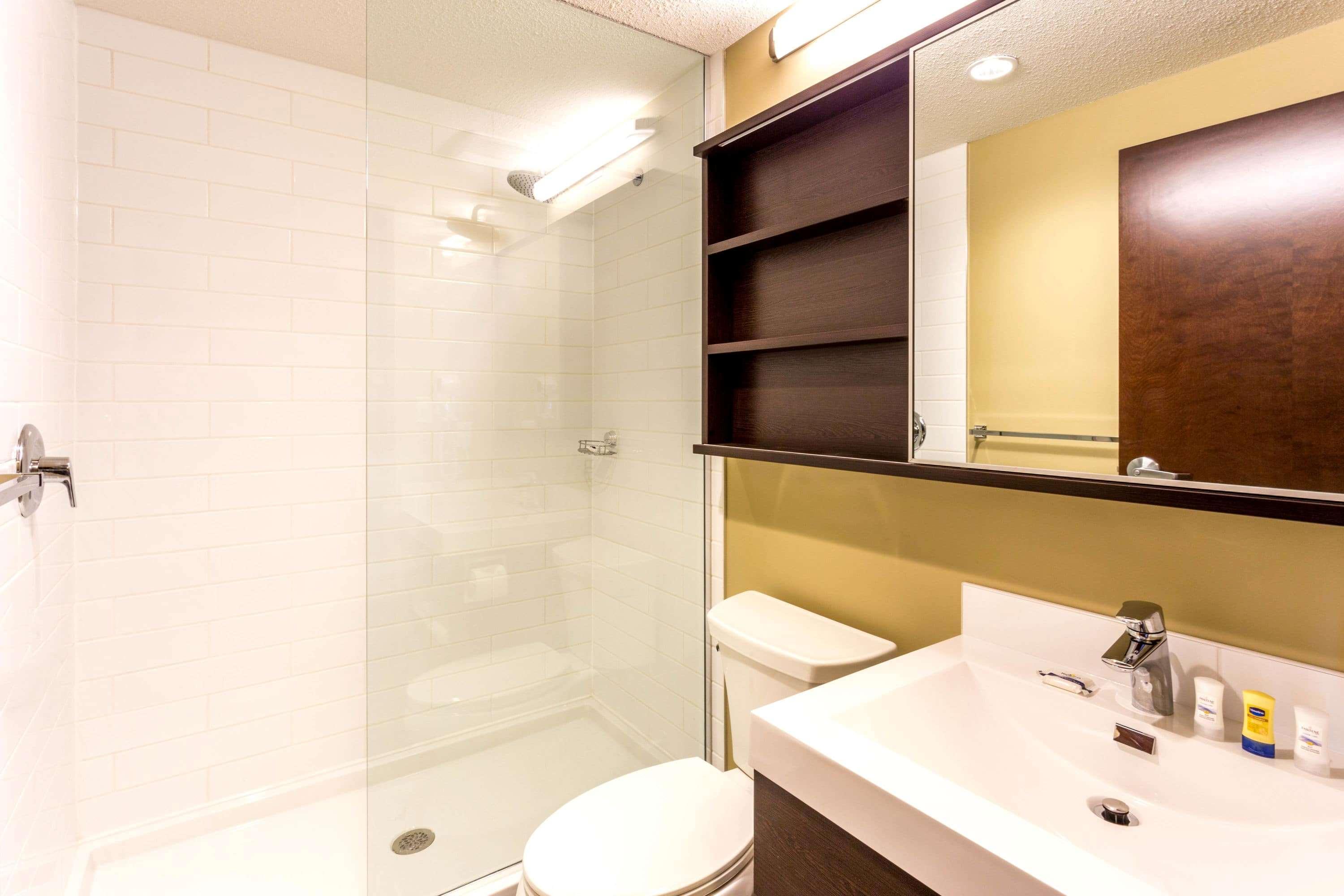Microtel Inn & Suites By Wyndham Whitecourt Zewnętrze zdjęcie