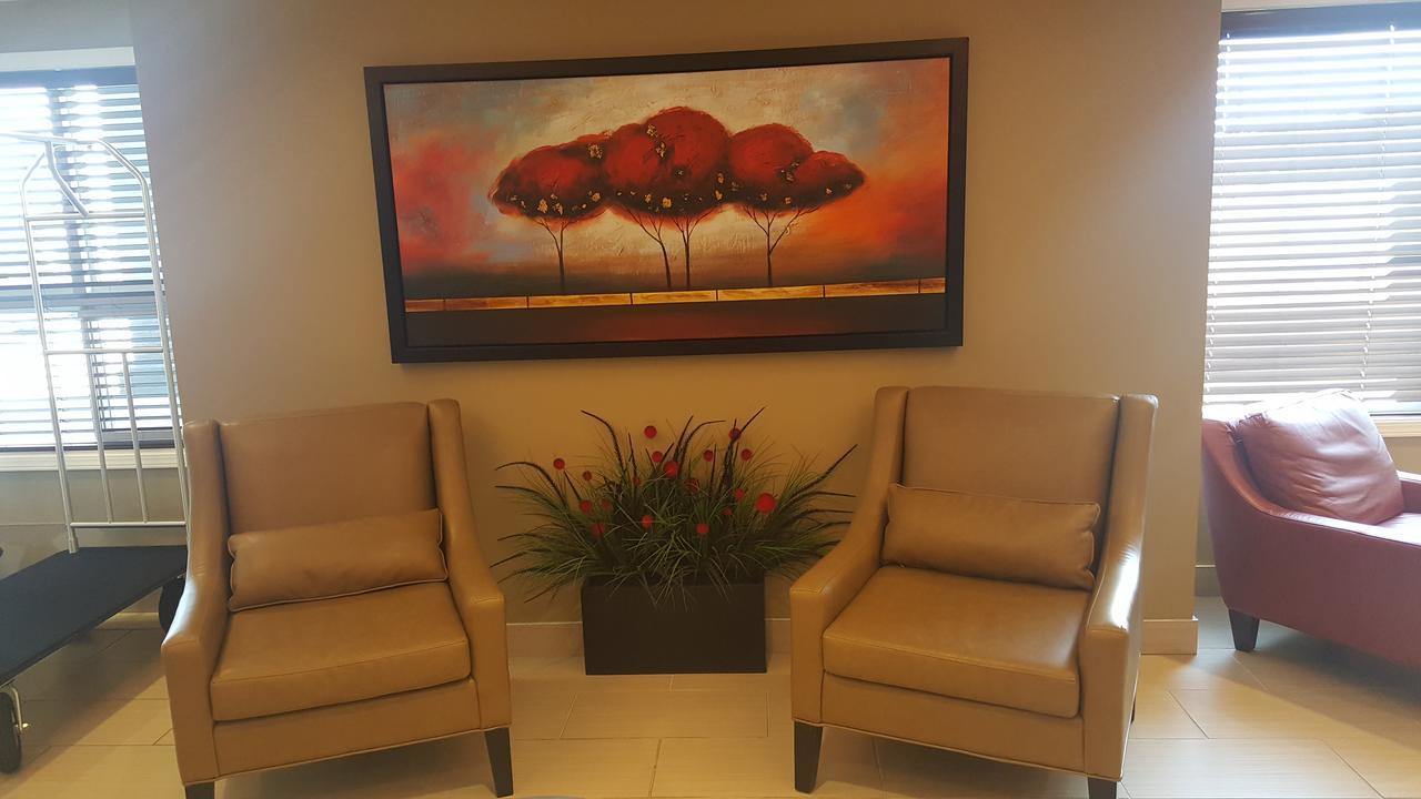 Microtel Inn & Suites By Wyndham Whitecourt Zewnętrze zdjęcie
